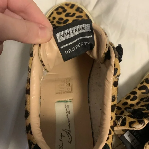 Leopard Print Athletic Shoes - Picture 4 of 5